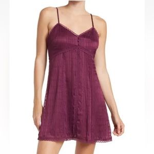 NWT ALICE + OLIVIA Slip Dress Genevieve Spaghetti Strap Lace Slip Dress Size 10